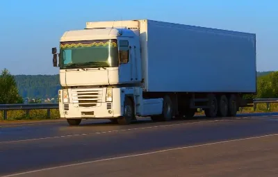 Antalya ile Karahallı Arası Öğrenci Eşyası Taşıma